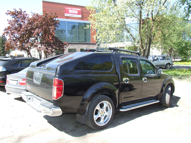 NISSAN NAVARA D40 D-CAB LONGBED HARDTOP VERSION 1 - HARDTOPS